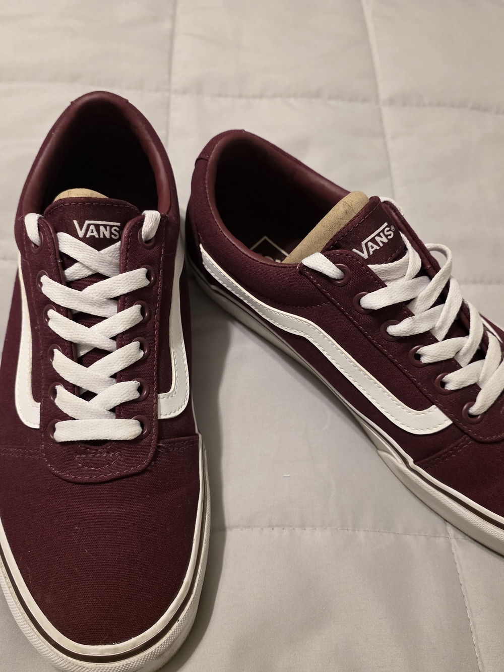 Vans Women's Ward Canvas Sneakers in Burgundy/White, Size 10